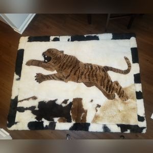 Peruvian Alpaca wall hanging or Rug. 4F× 5F.